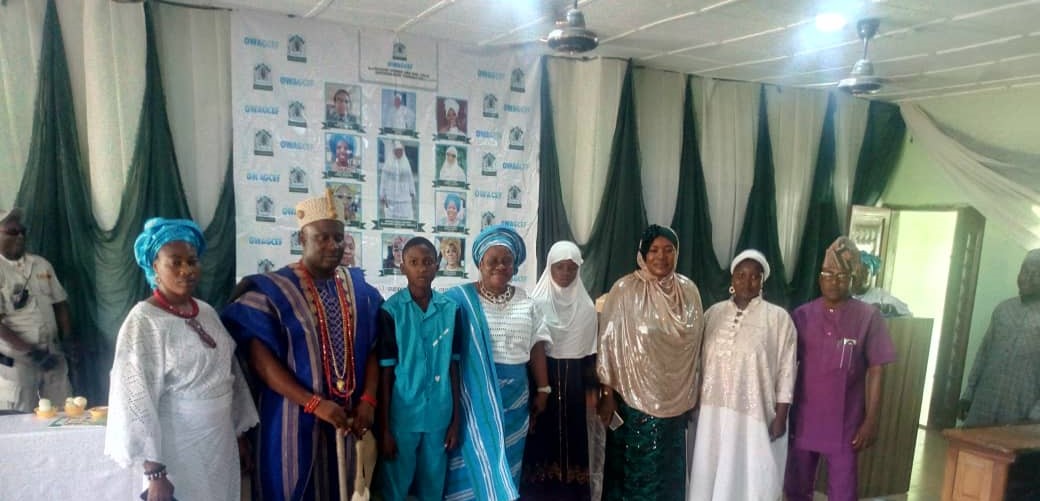 WhatsApp Image 2025-10-13 at 17.38.56_7f4cda92 WhatsApp Image 2025-10-13 at 17.38.56_7f4cda92